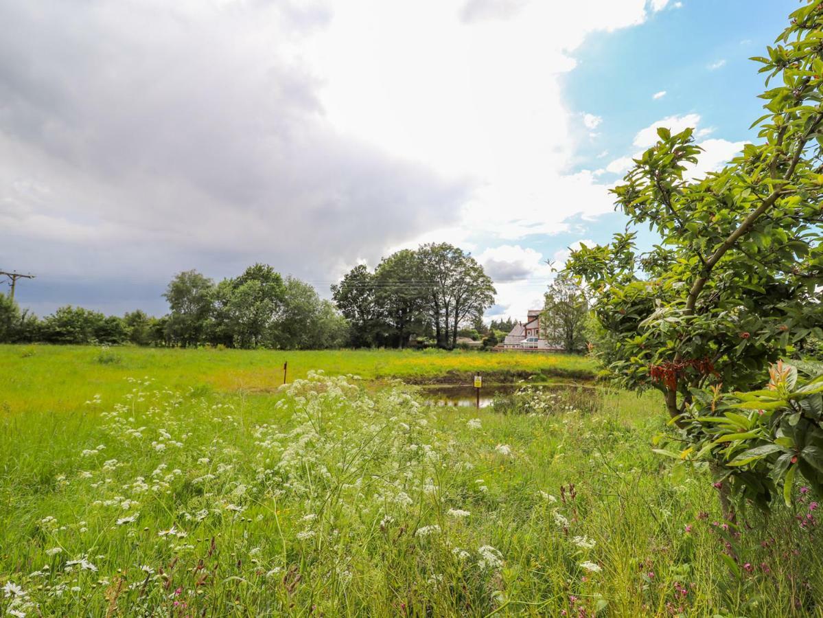 The Stables Villa Frodsham Exterior photo